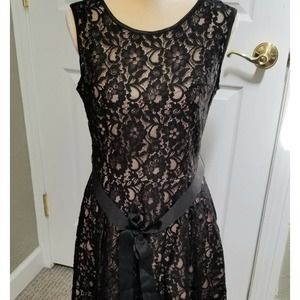NWT  Betsy & Adam Black Lace dress size 12 midi length